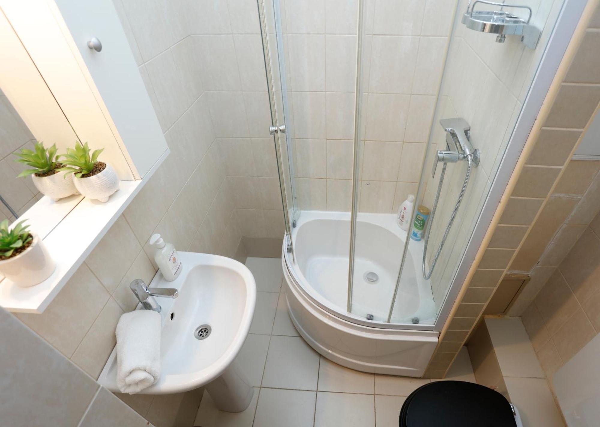 Enchanting Retreat - Historic Old Town - Pet-Friendly Haven - Steps From Unirii Bucureşti Exterior foto