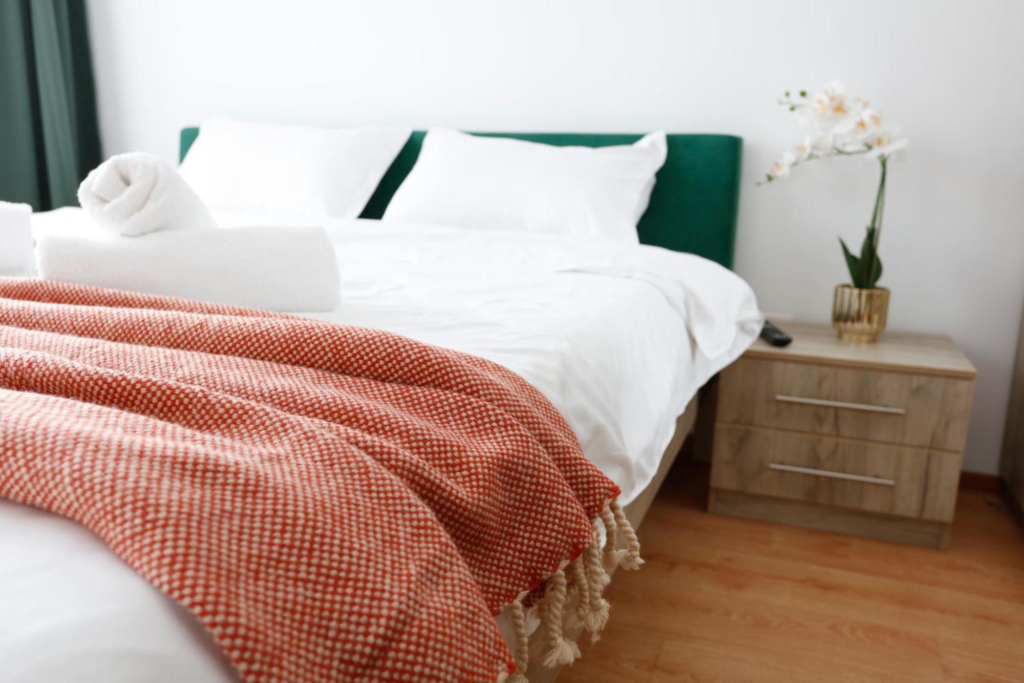 Enchanting Retreat - Historic Old Town - Pet-Friendly Haven - Steps From Unirii Bucureşti Exterior foto