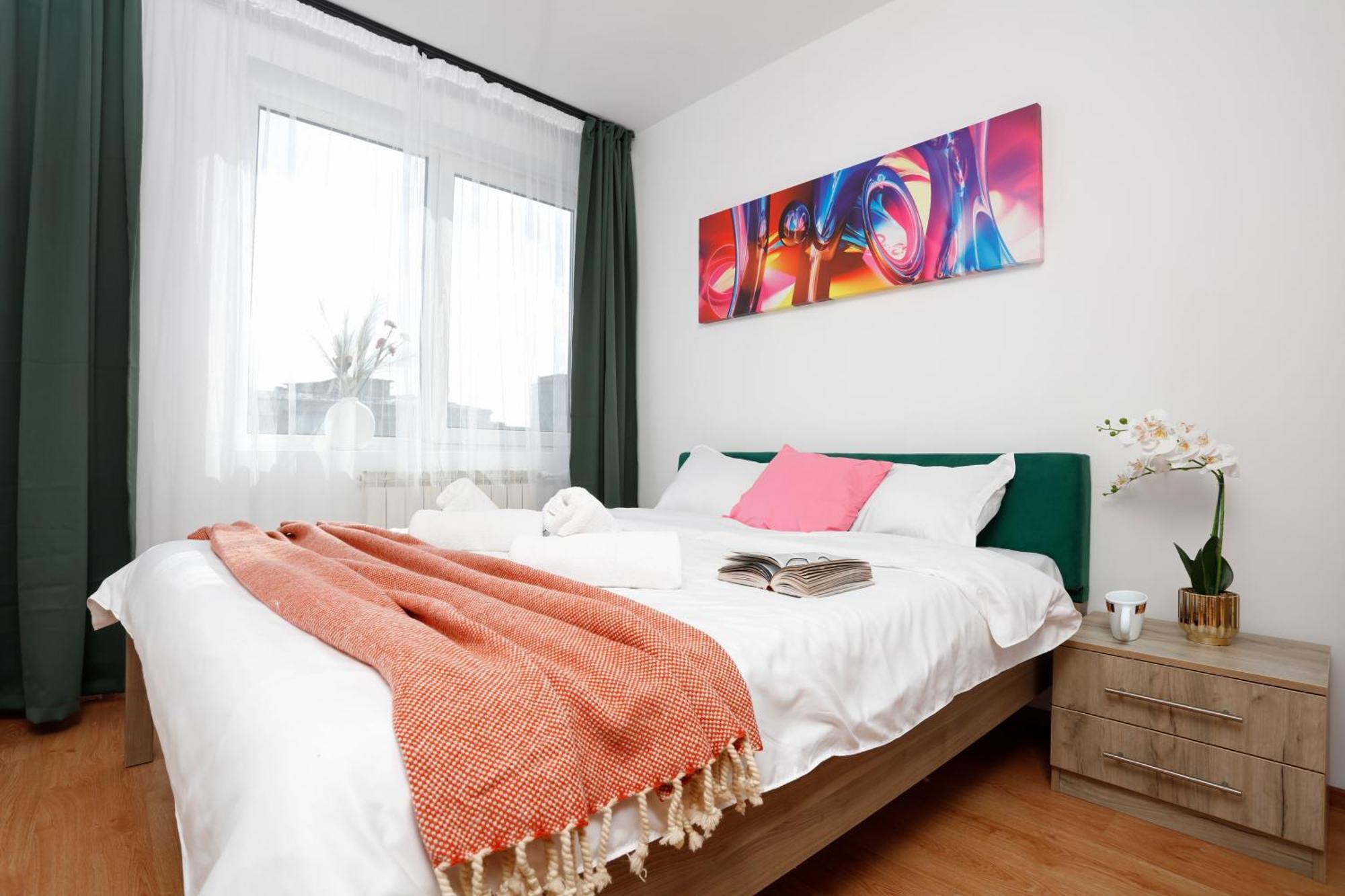 Enchanting Retreat - Historic Old Town - Pet-Friendly Haven - Steps From Unirii Bucureşti Exterior foto